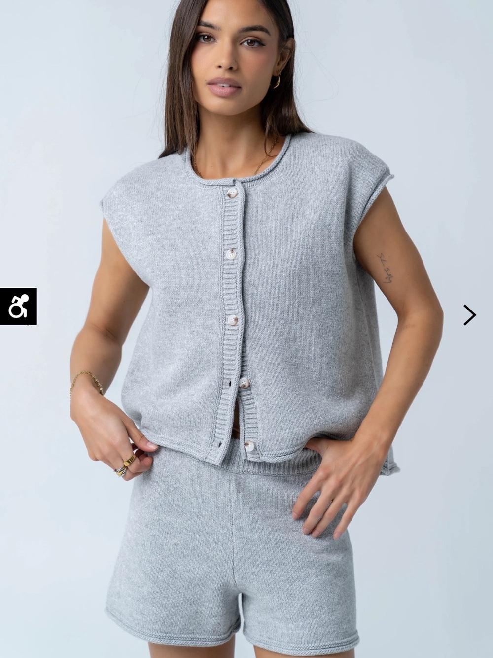 bohme Light Gray Knit Sleeveless Button Front Cardigan